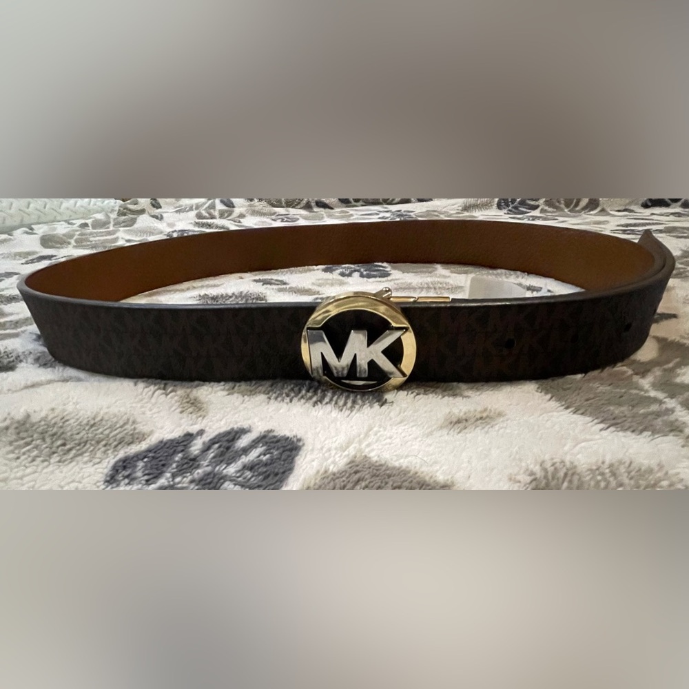 Michael Kors Reversible Belt Buckle